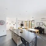 6 Personnes Avec Garage アパート *